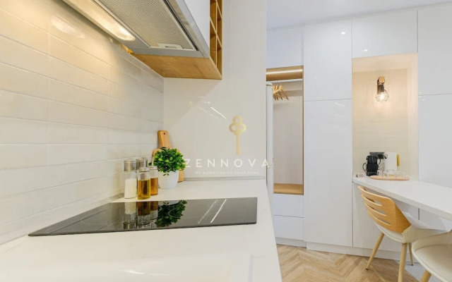 Zennova 72 Tsinari Luxury Suite