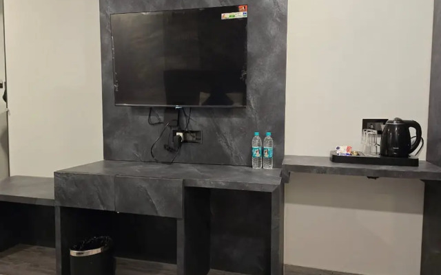 Hotel KHS Landmark Prayagraj - The Boutique Hotel