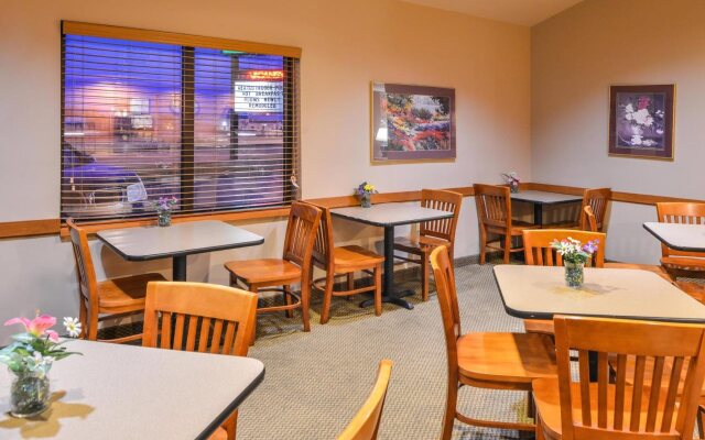 Baymont by Wyndham Sioux Falls West (67058) Sioux/ Near Airport