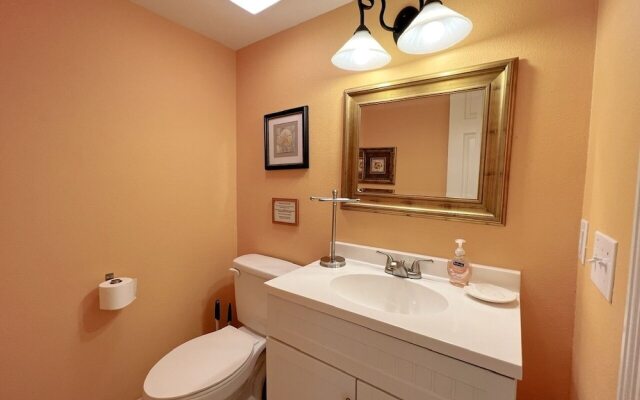 Abby Sands Castle 2 Bedroom Home by RedAwning