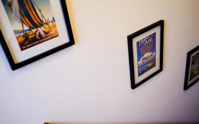 West Beach Apartment