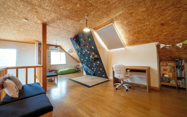 Ronin Lodge