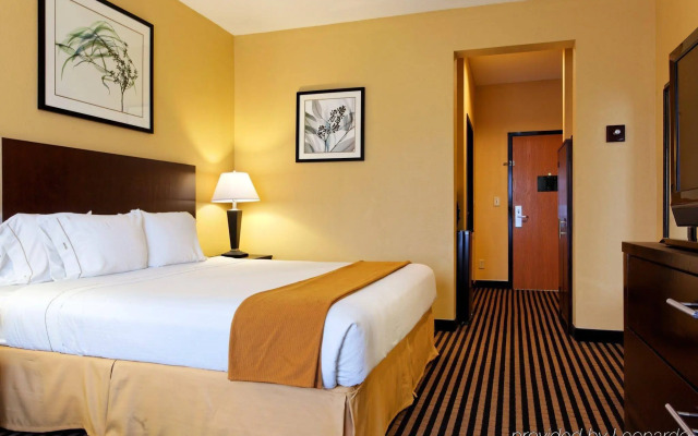 Holiday Inn Express Crockett by IHG