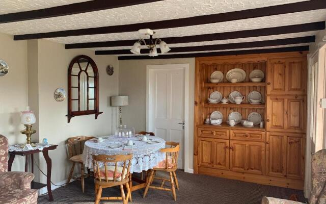 Kirks Cottage
