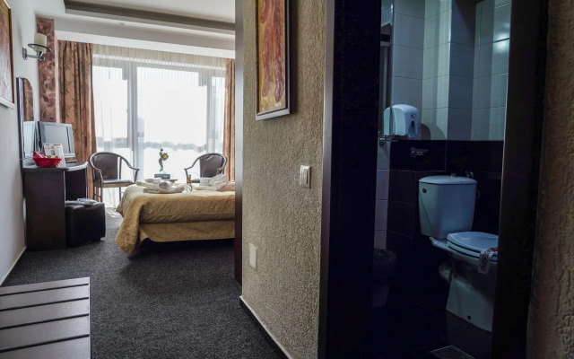 Hotel Razvan