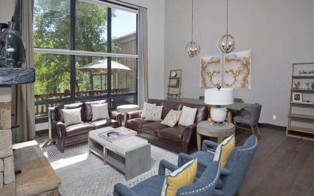 Glacier Court 1824 A