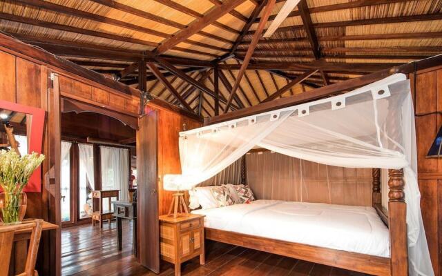 3 Bedroom Authentic Villa In Canggu