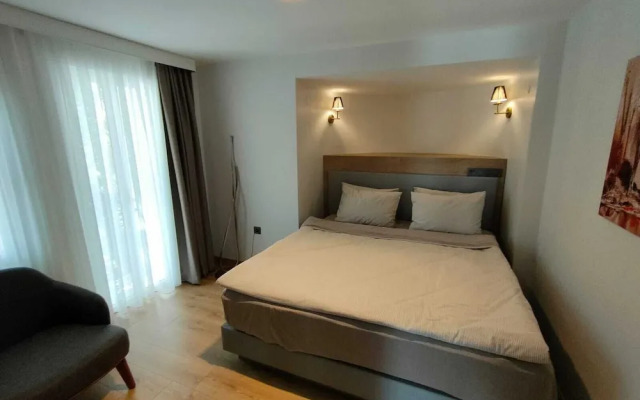Yalinn Hotel