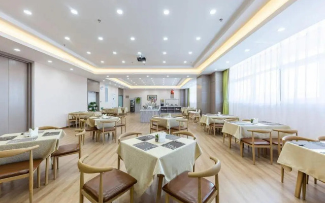 Jinming Rezen Select Hotel (Qinhuangdao)
