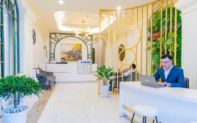 Cosmo Square Hotel (former Duna Hotel)