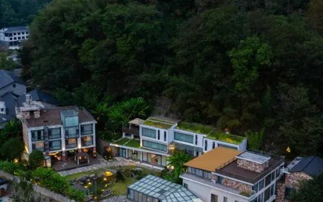 Yanyujian Hostel