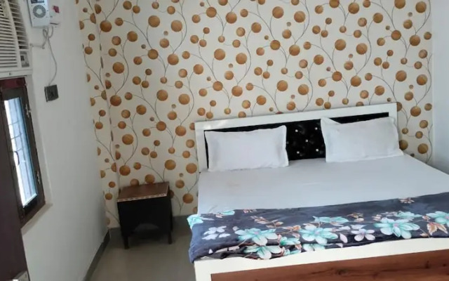 Prakash Palace Ayodhya