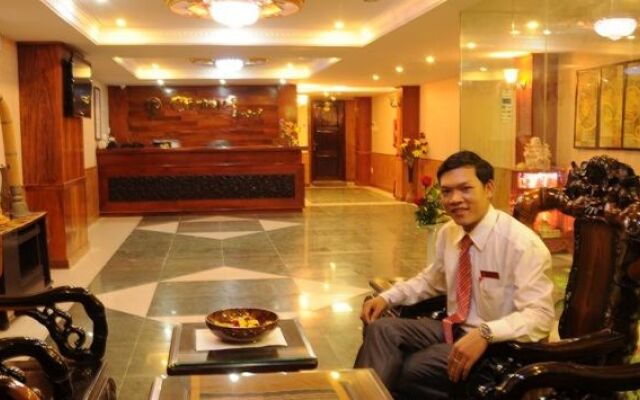 Champa Hotel