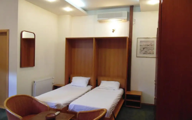 Hotel Curtea Brasoveana
