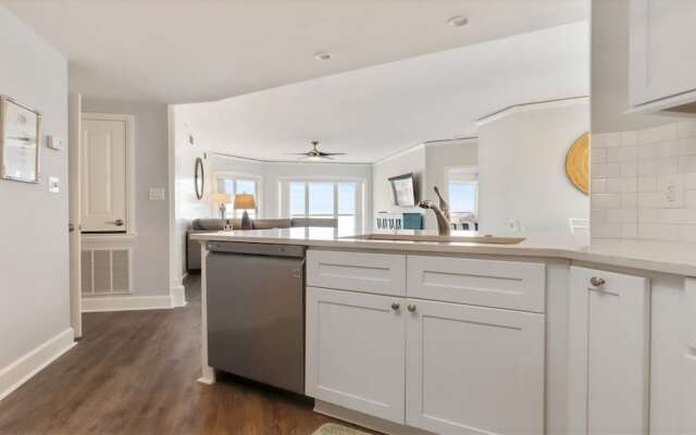 3506 Windsor 2 Bedroom Condo