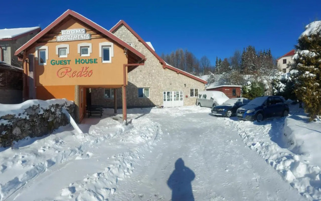 Guest House Redzo