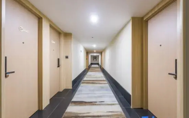 Junyi Chain Hotel (Jianhu High-speed Railway Station)