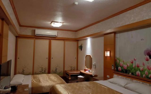 Sin Fu Business Hotel