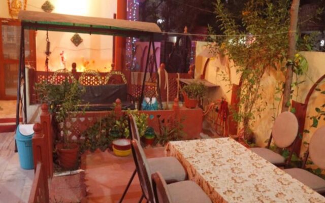 Shreenu Home Stay