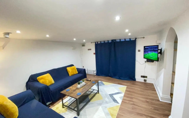 Westons Hideaway, 2 Bed, 6 mins walk to beach