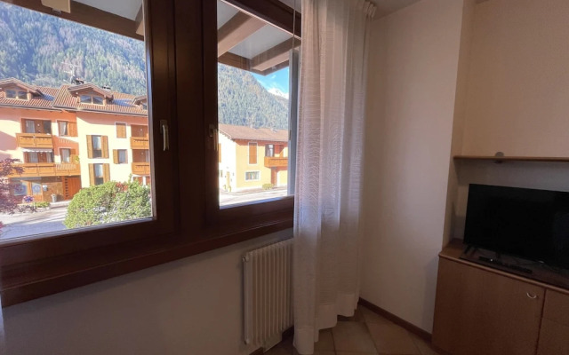 081 Trilocale Baldino Pinzolo