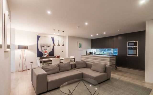 The Samuel Beckett Suite by 5STARSTAY