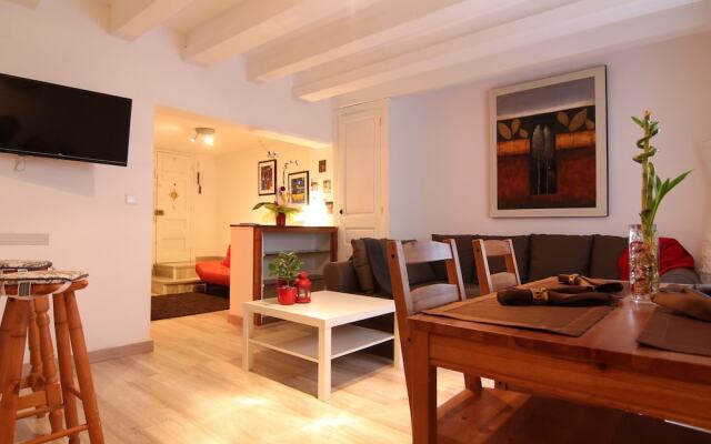 Apartament Gaudi Barcelona Rentals