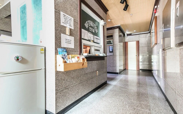 Goseong Natural House