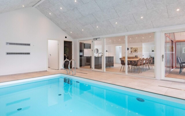 10 Person Holiday Home in Jerup