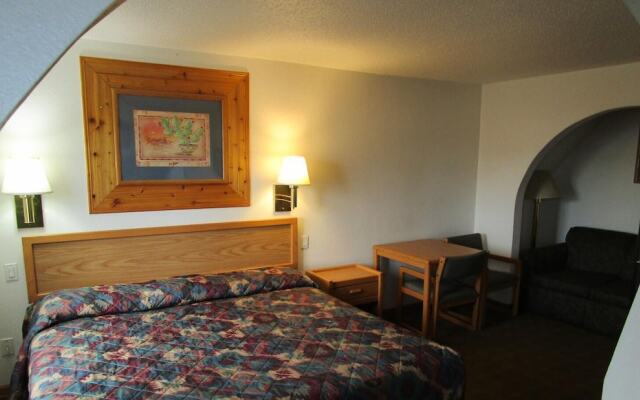 North Country Inn & Suites