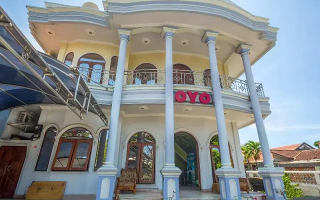 Senaz Guesthouse