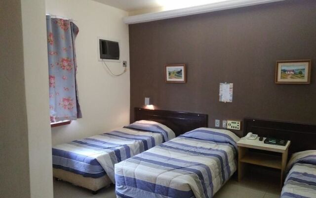 Casa Amarela Executive Hotel