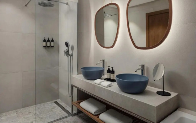 The Isolano, Cres, Autograph Collection