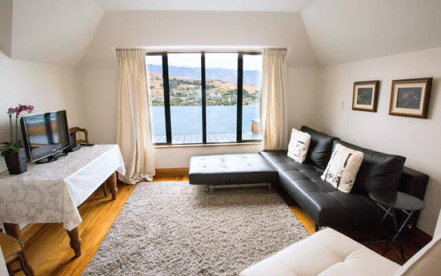 Amour Queenstown Boutique Holiday House
