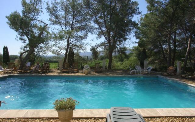 Mas clair de Lune Studios