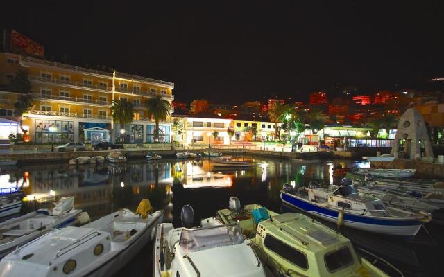 Porto Eda Hotel