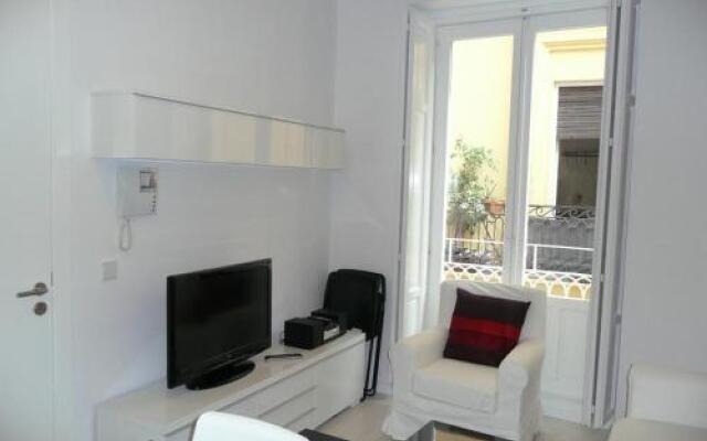 Apartamentos Hiedra y Tapinería Mercado Central