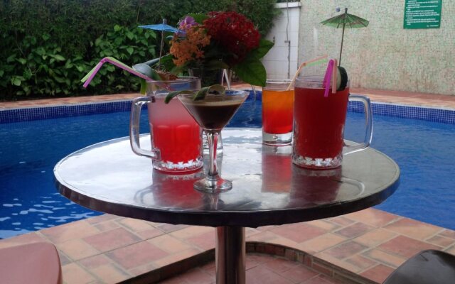 Denis Hotel