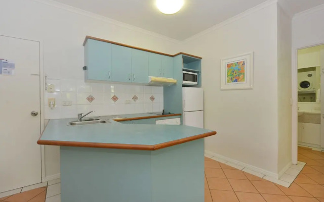 Seascape Holidays - Coral Apartments