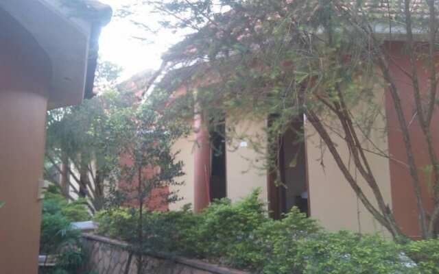 Mak Cottages