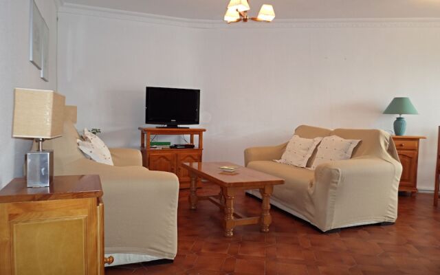 Apartamento Urbanización Las Palmeras 9