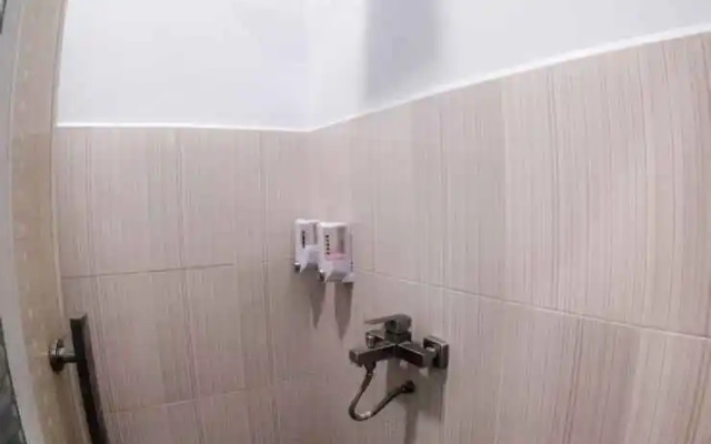 AUR KUNING HOSTEL SYARIAH Bukittinggi