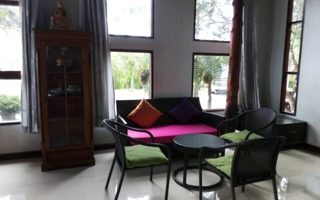 Keeree Waree Seaside Villa