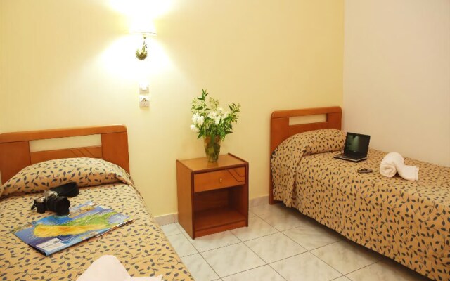 Planos Apart Hotel