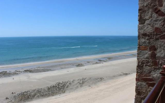 Sonoran Sky 2BR Upper 1104 by Casago