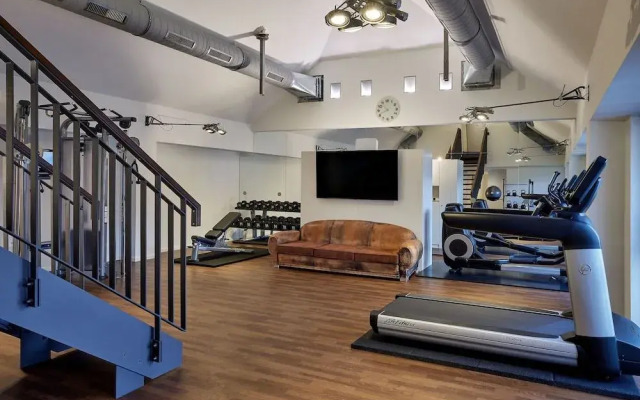 Hotel Luc - Autograph Collection