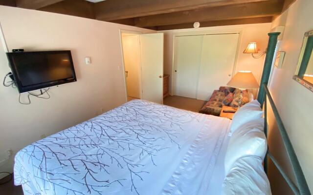 #112 Vail International