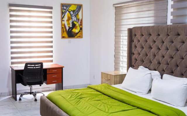 Stunning 2-bed Apartment in Lekki