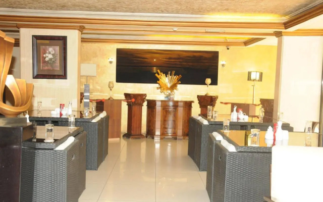 Royal Inn Hotel