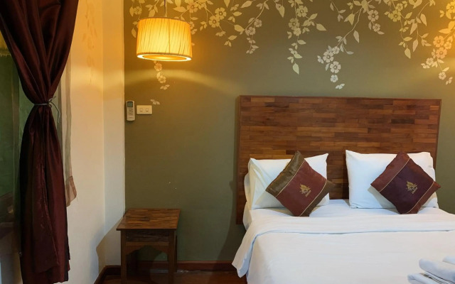 Thapae Boutique House